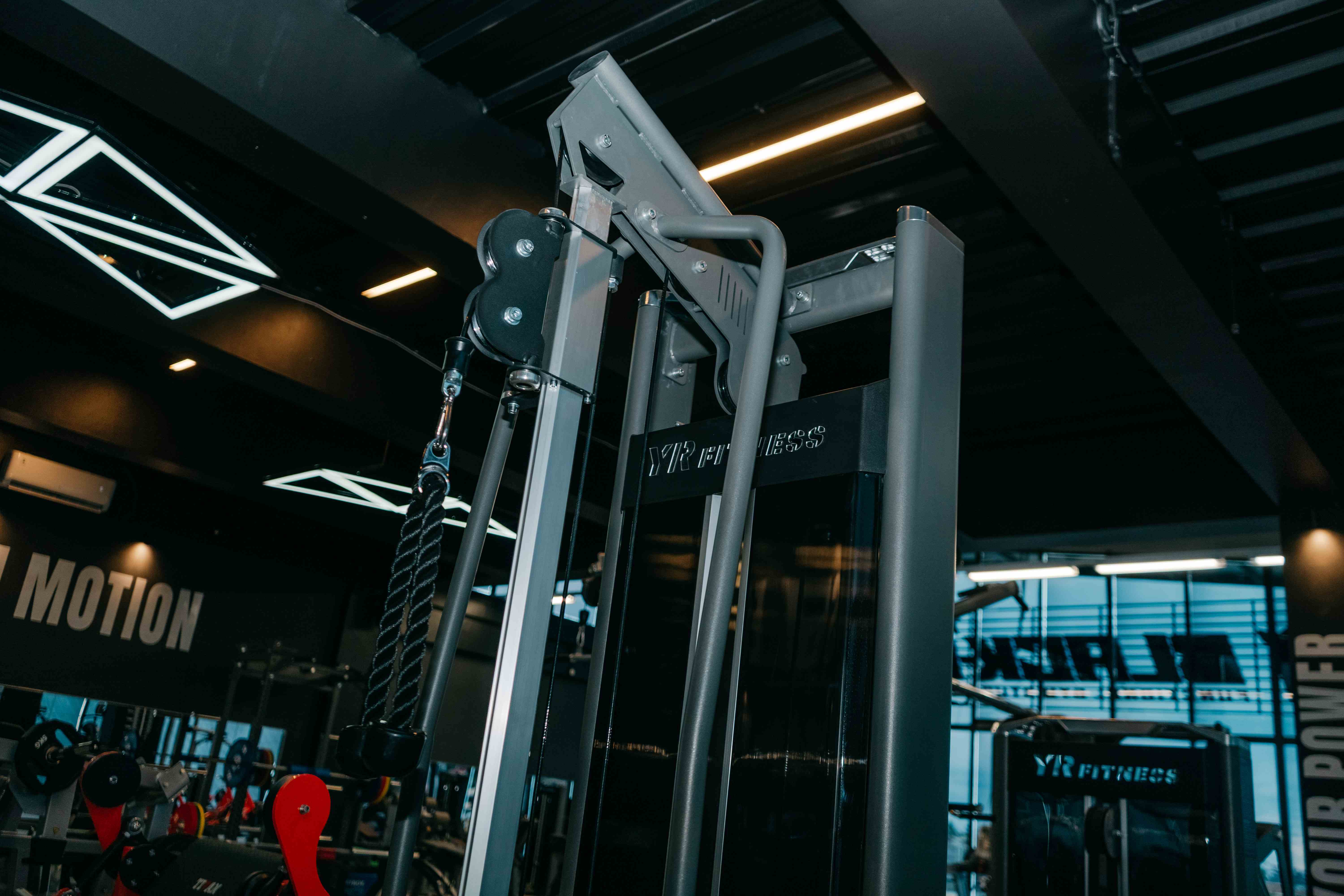 DHZ Fitness 4 Station Tower U2029